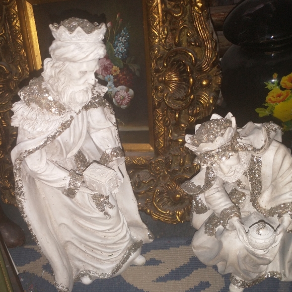 Mark Roberts | Holiday | 2 Stunning Mark Roberts Vintage Wisemen | Poshmark